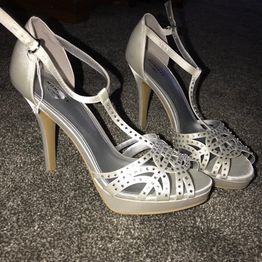 Dress shoes